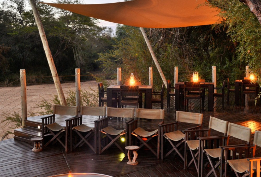 Rhino Post Safari Lodge